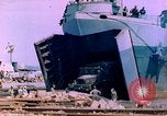 Standbild Landing Ship Tank Frankreich, 1944, aus Sekunde 49 historischem Filmmaterial Videoclip 65675078086