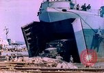 Standbild Landing Ship Tank Frankreich, 1944, aus Sekunde 52 historischem Filmmaterial Videoclip 65675078086