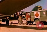 Standbild verletzte Soldaten Frankreich, 1944, aus Sekunde 7 historischem Filmmaterial Videoclip 65675078087
