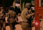Standbild verletzte Soldaten Frankreich, 1944, aus Sekunde 17 historischem Filmmaterial Videoclip 65675078087