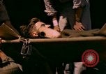 Standbild verletzte Soldaten Frankreich, 1944, aus Sekunde 38 historischem Filmmaterial Videoclip 65675078087