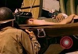 Standbild verletzte Soldaten Frankreich, 1944, aus Sekunde 41 historischem Filmmaterial Videoclip 65675078087