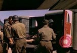 Standbild verletzte Soldaten Frankreich, 1944, aus Sekunde 45 historischem Filmmaterial Videoclip 65675078087