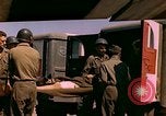 Standbild verletzte Soldaten Frankreich, 1944, aus Sekunde 46 historischem Filmmaterial Videoclip 65675078087