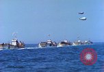 Standbild alliierte Invasion im Englischen Kanal, 1944, aus Sekunde 28 historischem Filmmaterial Videoclip 65675078096