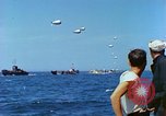 Standbild alliierte Invasion im Englischen Kanal, 1944, aus Sekunde 32 historischem Filmmaterial Videoclip 65675078096