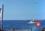 Standbild alliierte Invasion im Englischen Kanal, 1944, aus Sekunde 46 historischem Filmmaterial Videoclip 65675078096