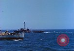 Standbild alliierte Invasion im Englischen Kanal, 1944, aus Sekunde 53 historischem Filmmaterial Videoclip 65675078096
