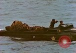 Standbild Kirche Service im Englischen Kanal, 1944, aus Sekunde 7 historischem Filmmaterial Videoclip 65675078097