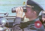 Standbild Kirche Service im Englischen Kanal, 1944, aus Sekunde 10 historischem Filmmaterial Videoclip 65675078097