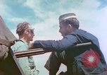 Standbild Kirche Service im Englischen Kanal, 1944, aus Sekunde 31 historischem Filmmaterial Videoclip 65675078097