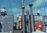 Standbild Kirche Service im Englischen Kanal, 1944, aus Sekunde 42 historischem Filmmaterial Videoclip 65675078097