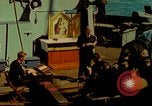 Standbild Kirche Service im Englischen Kanal, 1944, aus Sekunde 58 historischem Filmmaterial Videoclip 65675078097