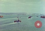 Standbild task force im Englischen Kanal, 1944, aus Sekunde 32 historischem Filmmaterial Videoclip 65675078099