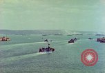 Standbild task force im Englischen Kanal, 1944, aus Sekunde 35 historischem Filmmaterial Videoclip 65675078099