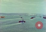 Standbild task force im Englischen Kanal, 1944, aus Sekunde 37 historischem Filmmaterial Videoclip 65675078099