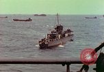 Standbild task force im Englischen Kanal, 1944, aus Sekunde 26 historischem Filmmaterial Videoclip 65675078100