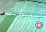 Standbild strafing Deutsche Ziele Deutschland, 1945, aus Sekunde 56 historischem Filmmaterial Videoclip 65675078101