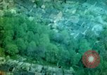 Standbild strafing run Deutschland, 1945, aus Sekunde 32 historischem Filmmaterial Videoclip 65675078108