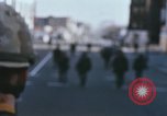 Standbild amerikanischer Soldat Washington DC USA, 1968, aus Sekunde 30 historischem Filmmaterial Videoclip 65675078123