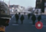 Standbild amerikanischer Soldat Washington DC USA, 1968, aus Sekunde 31 historischem Filmmaterial Videoclip 65675078123