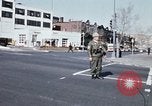 Standbild Washington Ausschreitungen Washington DC USA, 1968, aus Sekunde 49 historischem Filmmaterial Videoclip 65675078126