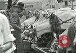 Image Le cirque arrive dans une ville en Amérique United States USA, 1919, de la seconde 29 séquences d'archives historiques vidéo 65675078133