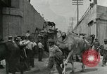 Image Le cirque arrive dans une ville en Amérique United States USA, 1919, de la seconde 49 séquences d'archives historiques vidéo 65675078133