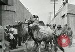 Image Le cirque arrive dans une ville en Amérique United States USA, 1919, de la seconde 52 séquences d'archives historiques vidéo 65675078133