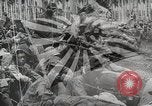 Standbild Afroamerikanische Soldaten in Zweiter Weltkrieg United States USA, 1945, aus Sekunde 9 historischem Filmmaterial Videoclip 65675078152