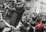 Standbild Afroamerikanische Soldaten in Zweiter Weltkrieg United States USA, 1945, aus Sekunde 16 historischem Filmmaterial Videoclip 65675078152