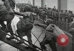 Standbild Afroamerikanische Soldaten in Zweiter Weltkrieg United States USA, 1945, aus Sekunde 24 historischem Filmmaterial Videoclip 65675078152