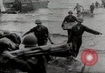 Standbild Afroamerikanische Soldaten in Zweiter Weltkrieg United States USA, 1945, aus Sekunde 39 historischem Filmmaterial Videoclip 65675078152