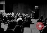 Standbild Arturo Toscanini United States USA, 1944, aus Sekunde 46 historischem Filmmaterial Videoclip 65675078154