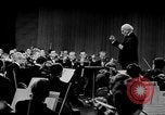 Standbild Arturo Toscanini United States USA, 1944, aus Sekunde 52 historischem Filmmaterial Videoclip 65675078154