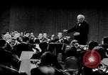 Standbild Arturo Toscanini United States USA, 1944, aus Sekunde 54 historischem Filmmaterial Videoclip 65675078154