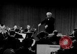 Standbild Arturo Toscanini United States USA, 1944, aus Sekunde 58 historischem Filmmaterial Videoclip 65675078154