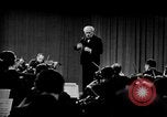 Standbild Arturo Toscanini United States USA, 1944, aus Sekunde 60 historischem Filmmaterial Videoclip 65675078154