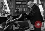 Standbild Arturo Toscanini United States USA, 1944, aus Sekunde 7 historischem Filmmaterial Videoclip 65675078155