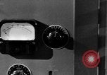 Standbild Arturo Toscanini dirigiert die NBC Symphony New York United States USA, 1944, aus Sekunde 32 historischem Filmmaterial Videoclip 65675078156
