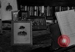 Standbild Arturo Toscanini dirigiert die NBC Symphony New York United States USA, 1944, aus Sekunde 47 historischem Filmmaterial Videoclip 65675078156