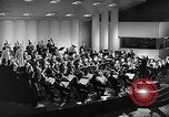 Standbild Arturo Toscanini New York United States USA, 1944, aus Sekunde 40 historischem Filmmaterial Videoclip 65675078157