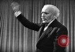 Standbild Arturo Toscanini New York United States USA, 1944, aus Sekunde 54 historischem Filmmaterial Videoclip 65675078157