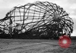 Standbild Hindenburg Katastrophe New Jersey United States USA, 1937, aus Sekunde 60 historischem Filmmaterial Videoclip 65675078158