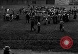 Image concours annuel de lutte pour les étudiants de première et deuxième année Brooklyn New York City USA, 1932, de la seconde 12 séquences d'archives historiques vidéo 65675078171