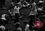 Image concours annuel de lutte pour les étudiants de première et deuxième année Brooklyn New York City USA, 1932, de la seconde 33 séquences d'archives historiques vidéo 65675078171