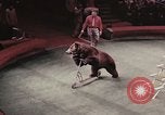 Immagine di Pat Nixon al Circo di Mosca Mosca Russia Unione Sovietica, 1972, secondo 16 filmato di repertorio 65675078186