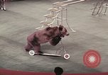 Immagine di Pat Nixon al Circo di Mosca Mosca Russia Unione Sovietica, 1972, secondo 19 filmato di repertorio 65675078186