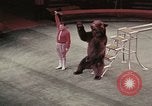 Immagine di Pat Nixon al Circo di Mosca Mosca Russia Unione Sovietica, 1972, secondo 24 filmato di repertorio 65675078186