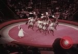 Immagine di Pat Nixon al Circo di Mosca Mosca Russia Unione Sovietica, 1972, secondo 46 filmato di repertorio 65675078186